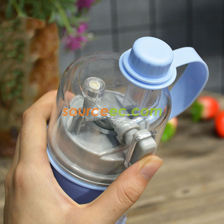 客製化600ML噴水運動水壺禮品