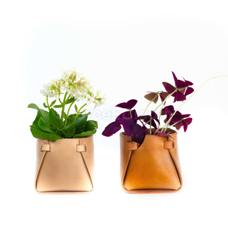 客製化PU皮件花籃禮品