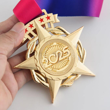 客製化2025金屬獎牌禮品