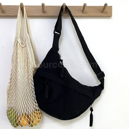 客製化尼龍布斜挎餃子包禮品