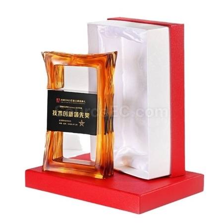 客製化長方框型琉璃水晶獎杯禮品