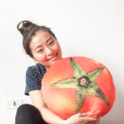 番茄抱枕